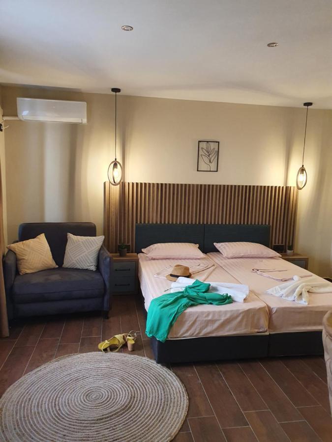 Kamelia Guest Rooms Kazanluk Bagian luar foto