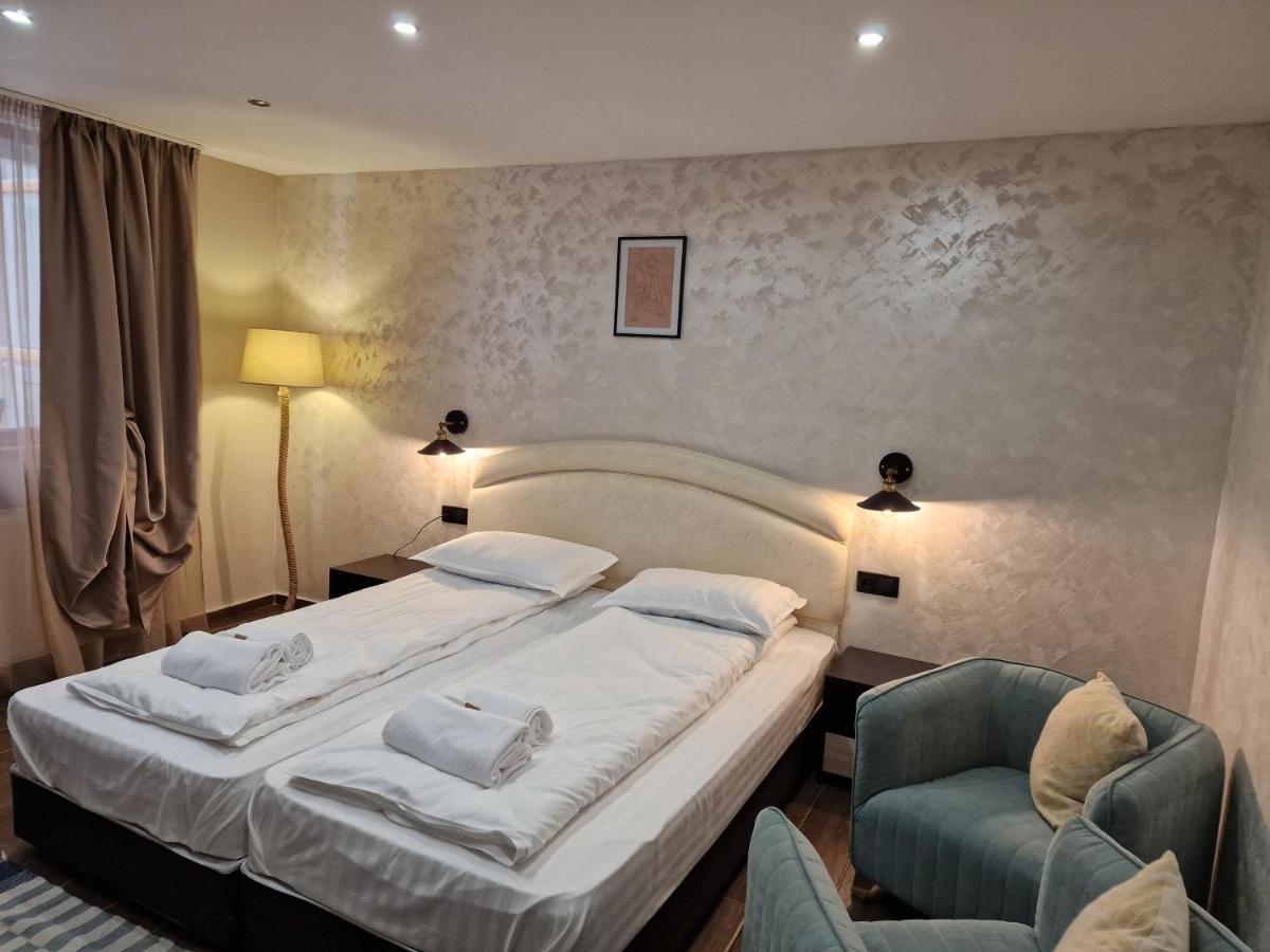 Kamelia Guest Rooms Kazanluk Ruang foto